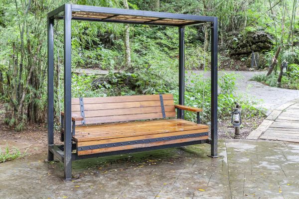Arbor Swing Installation in Warwick
